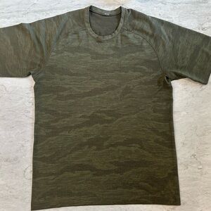 Lululemon Metal Vent Tech Short-Sleeve Shirt